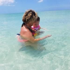 Meet your Posher, Suzanne